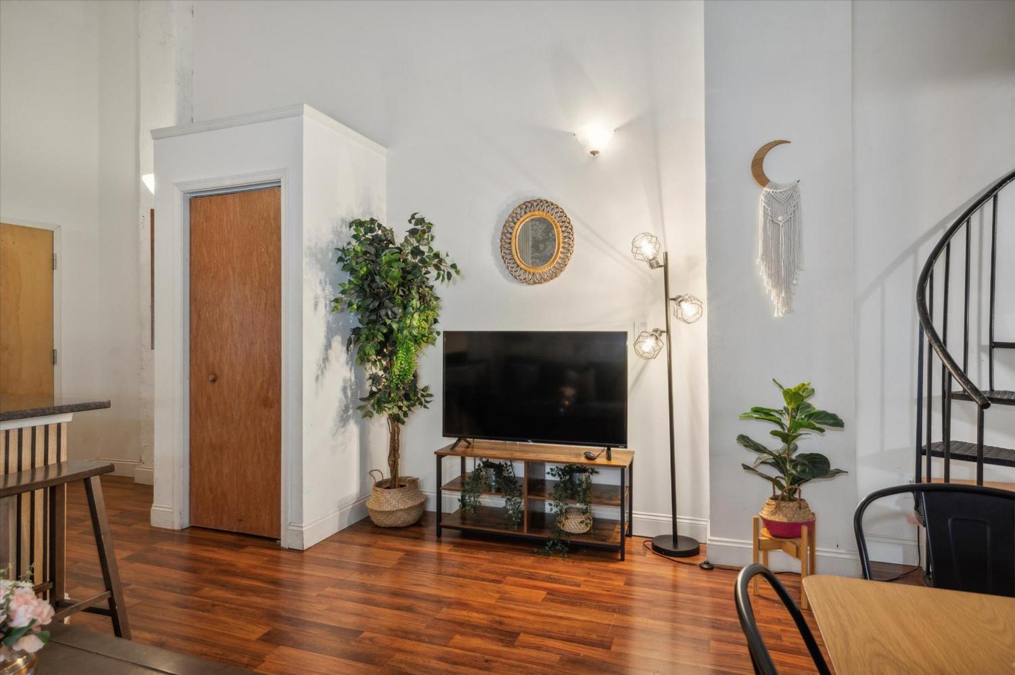 Sleeps 4! 2Br, Gym, Free Parking, Close To Major Attractions Philadelphia Exterior foto