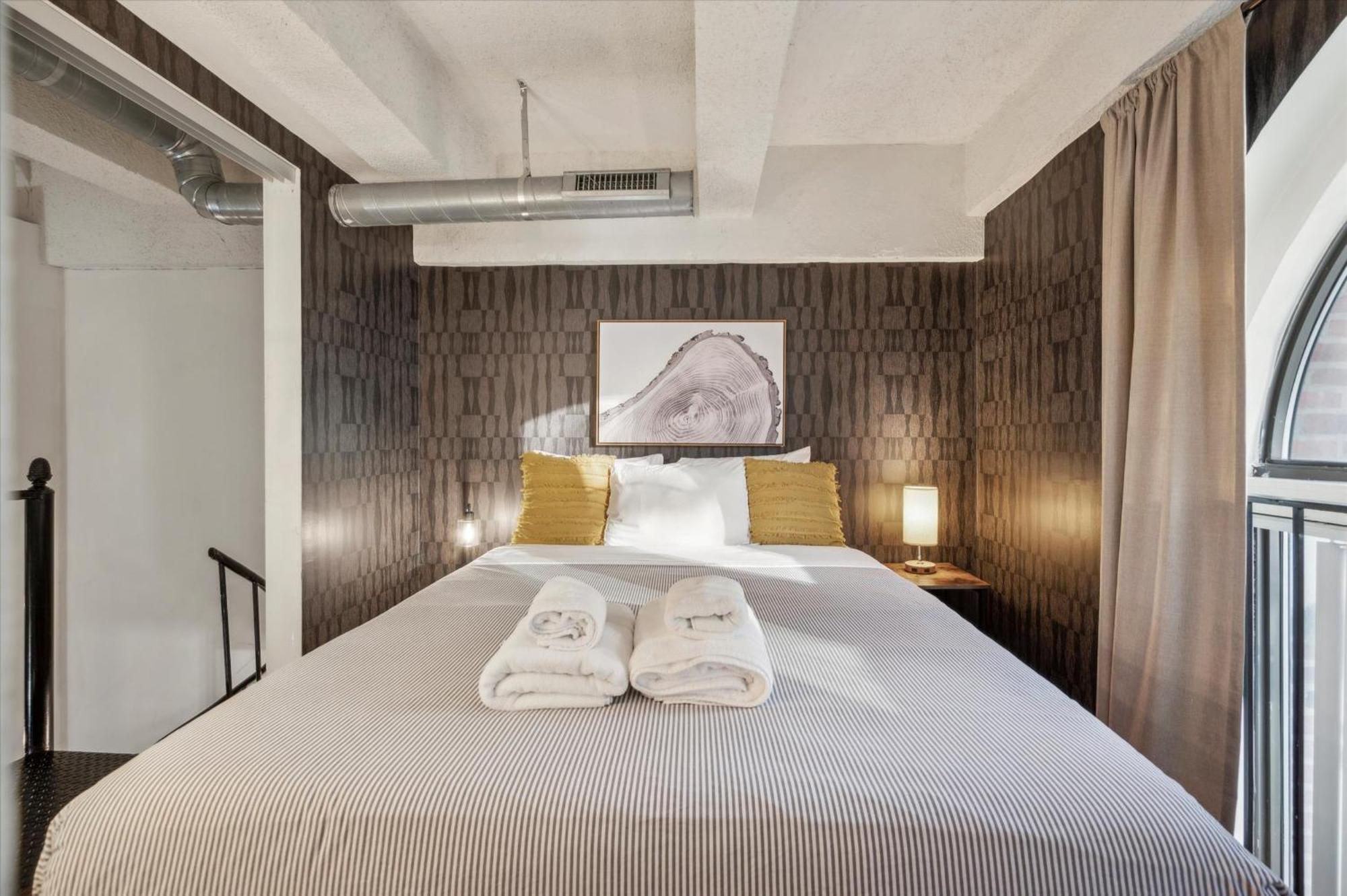 Sleeps 4! 2Br, Gym, Free Parking, Close To Major Attractions Philadelphia Exterior foto