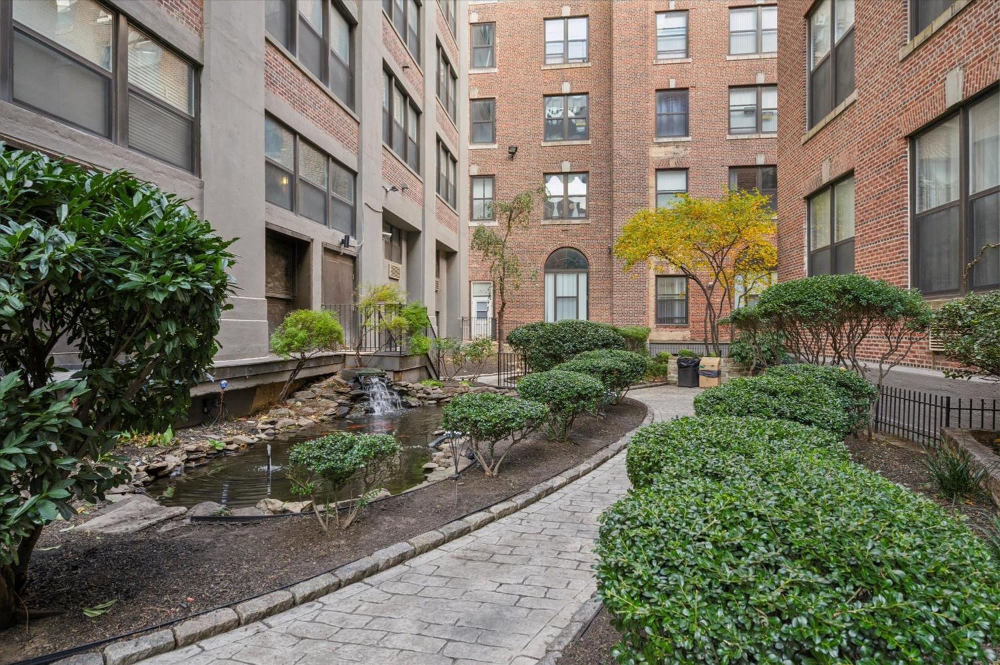 Sleeps 4! 2Br, Gym, Free Parking, Close To Major Attractions Philadelphia Exterior foto